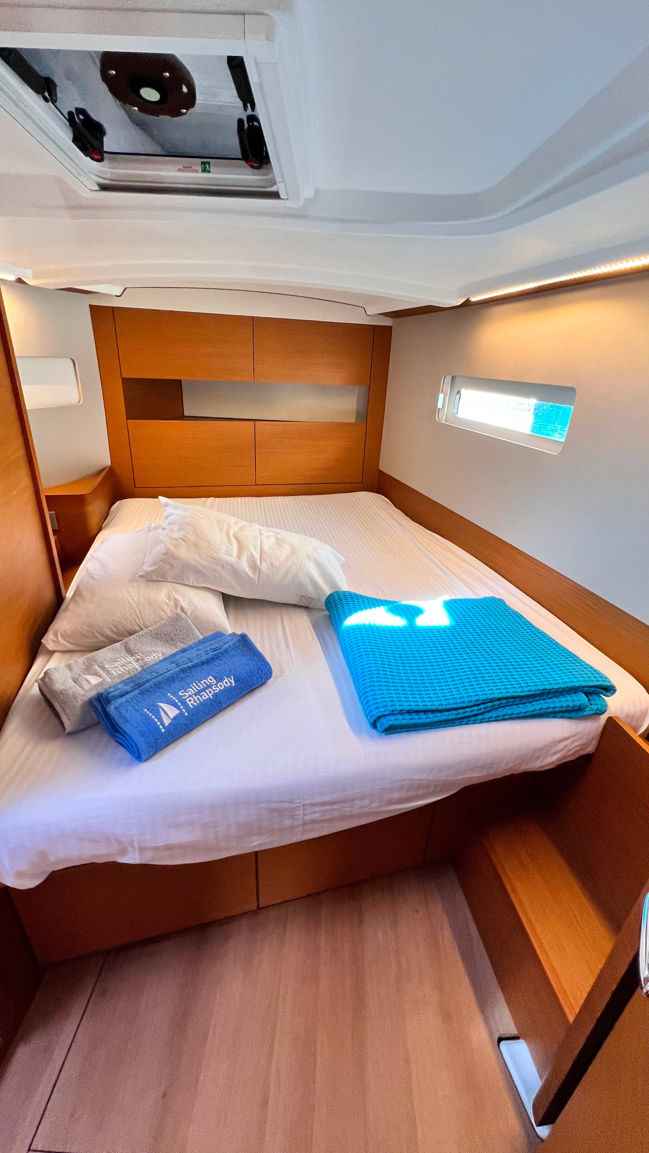 Sun Odyssey 410 Pelora