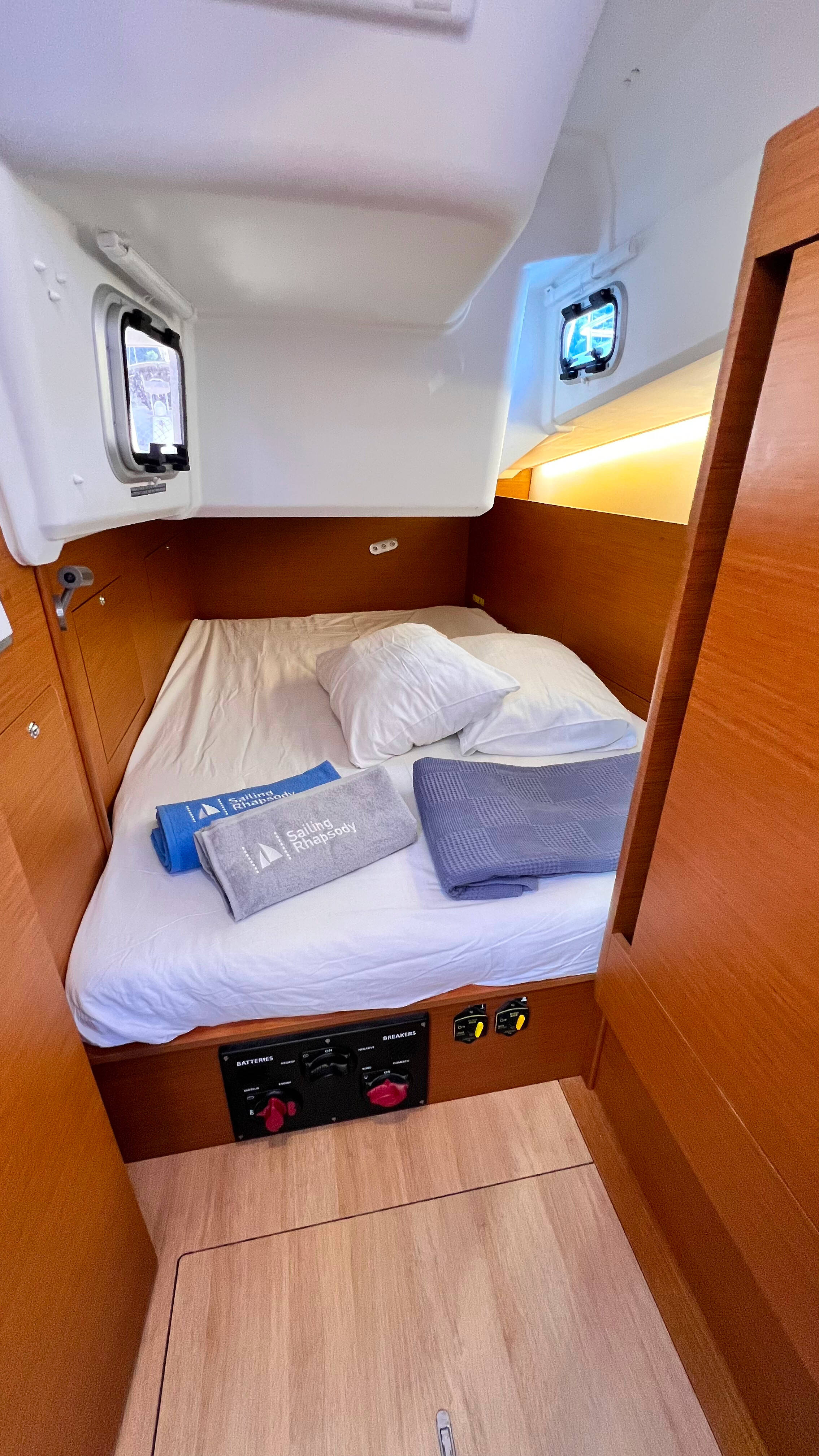 Sun Odyssey 410 Pelora