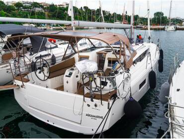 Sun Odyssey 410 Aquamarine