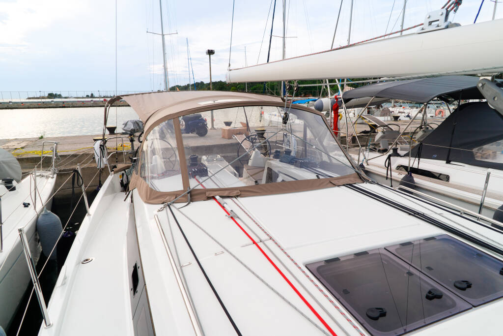 Sun Odyssey 410 Aquamarine