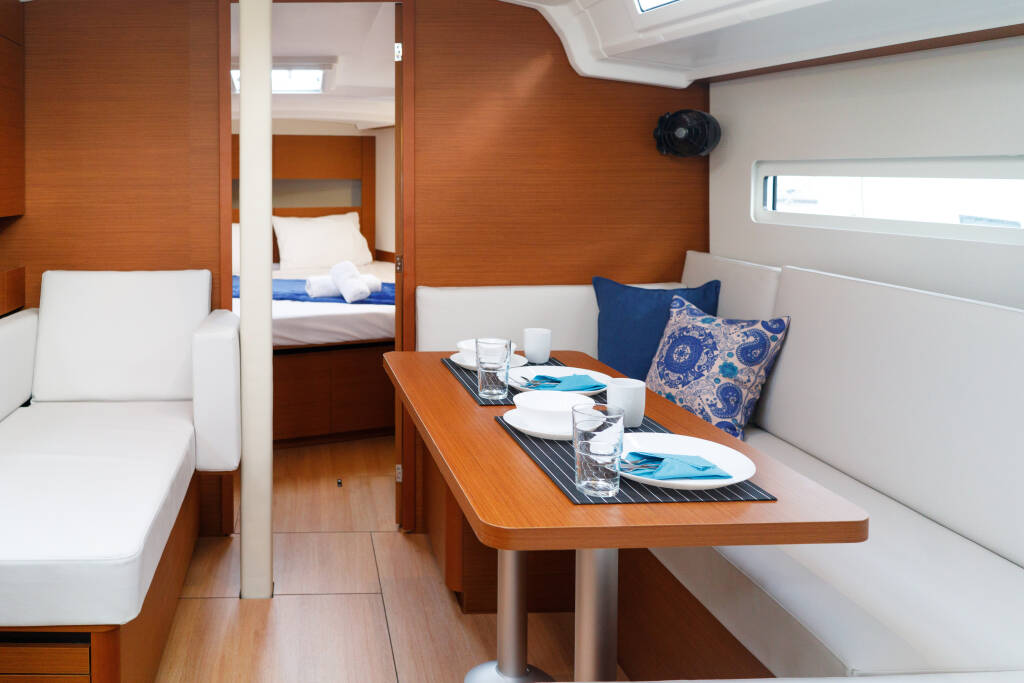 Sun Odyssey 410 Aquamarine
