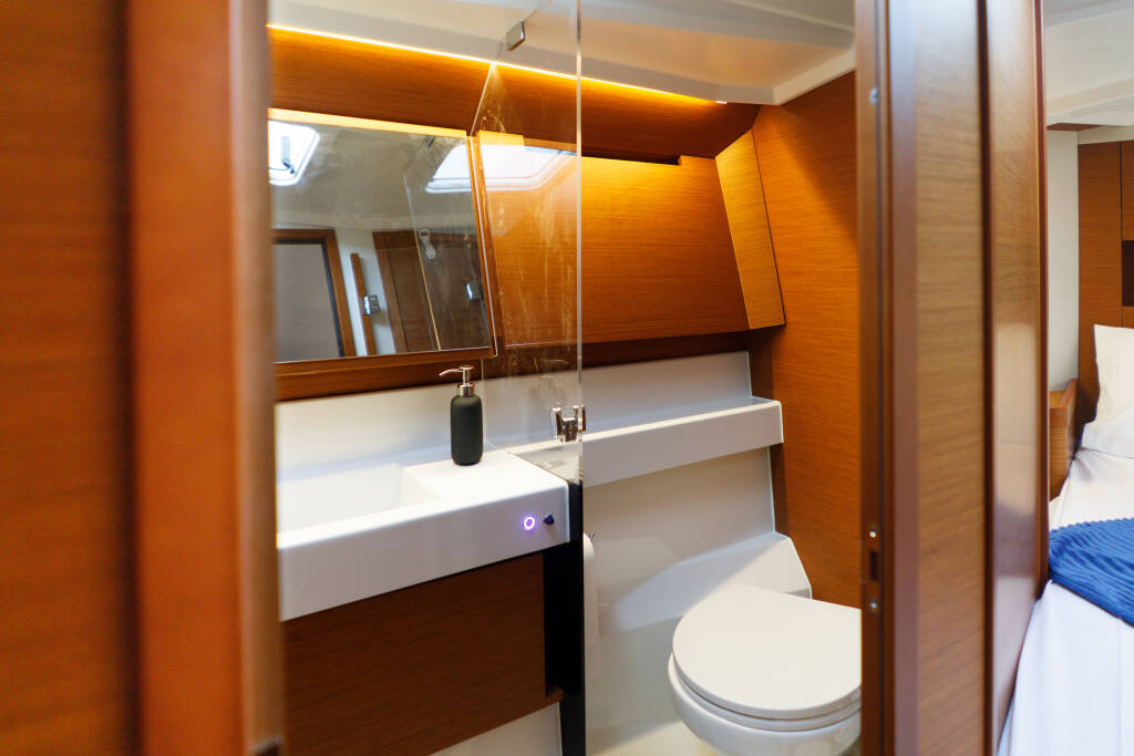 Sun Odyssey 410 Aquamarine