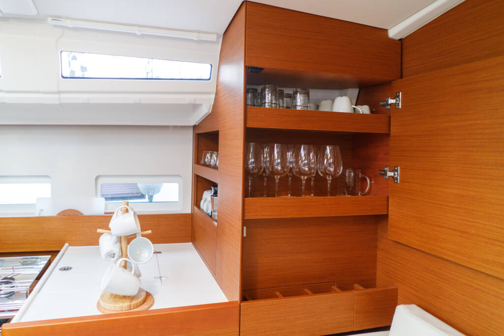 Sun Odyssey 410 Aquamarine