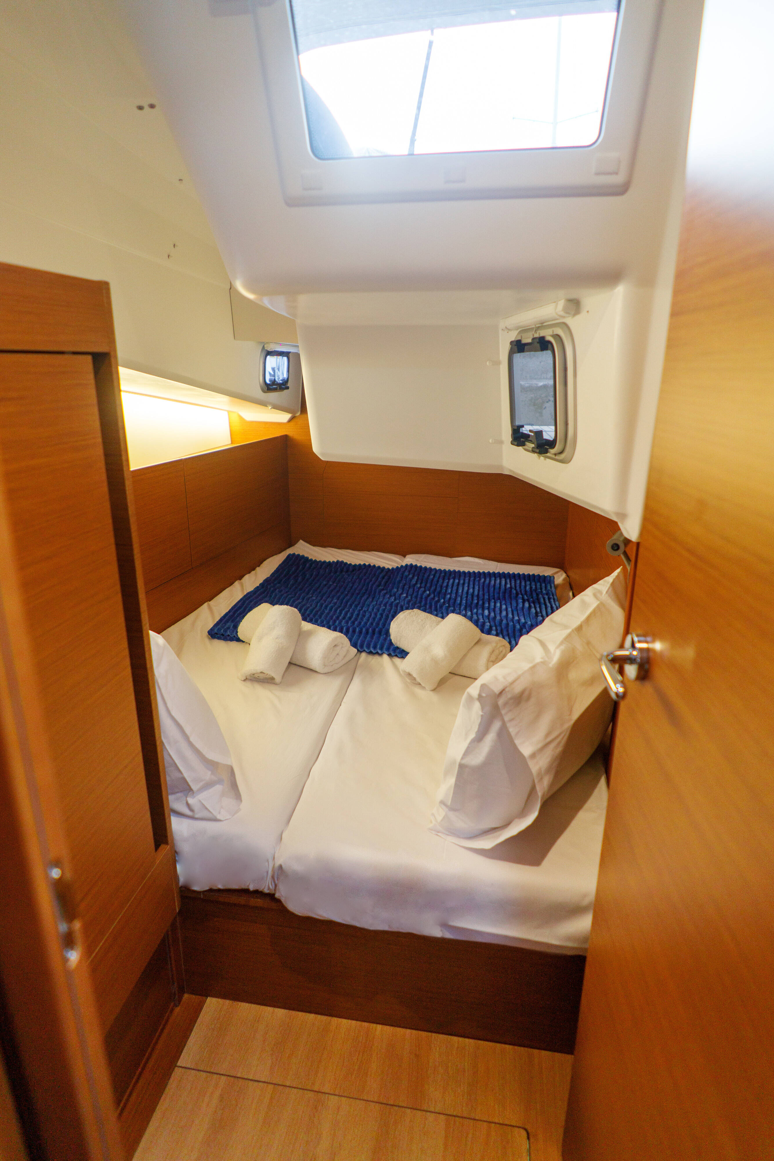 Sun Odyssey 410 Aquamarine
