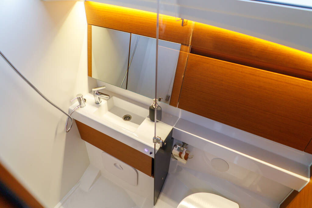 Sun Odyssey 410 Aquamarine