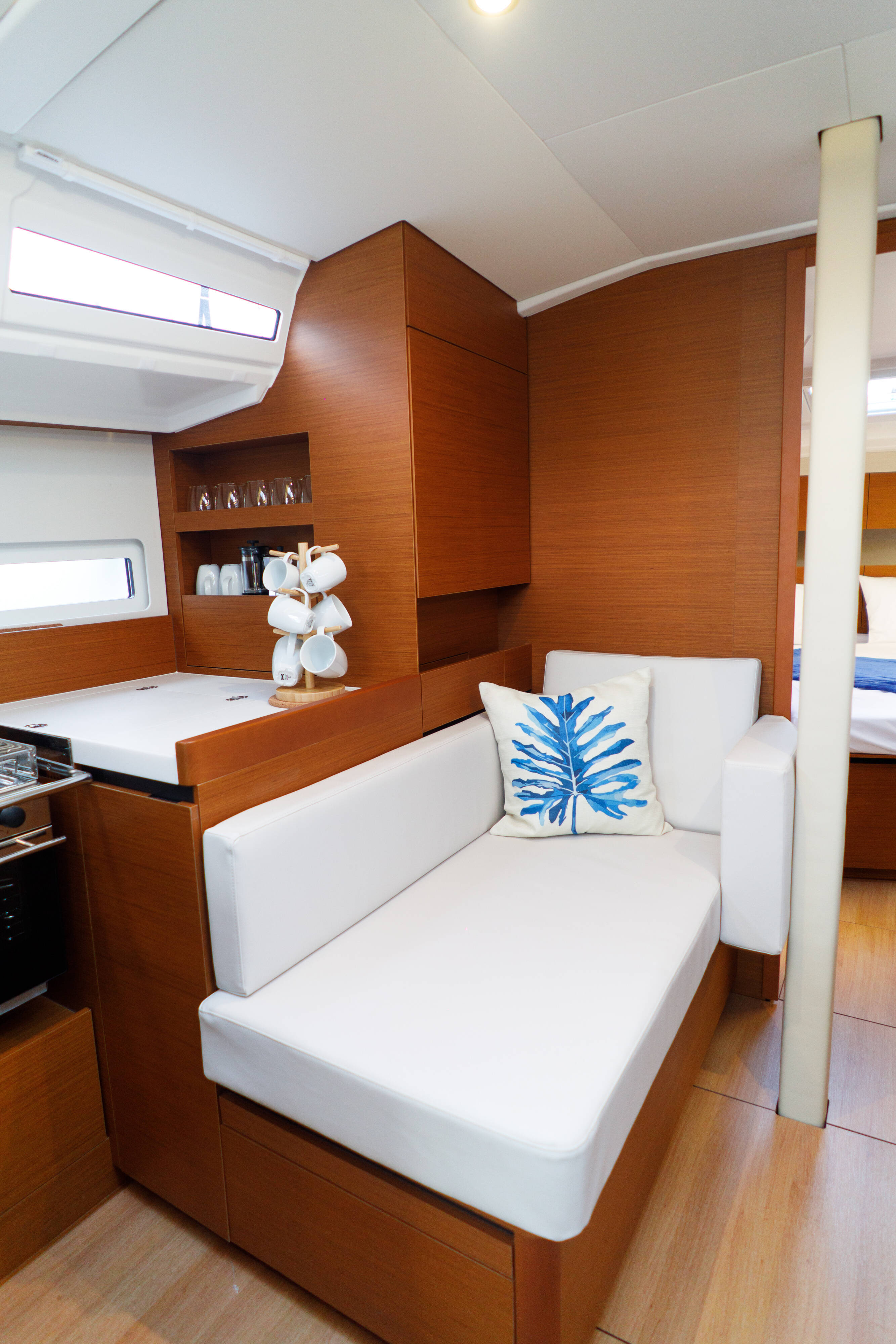 Sun Odyssey 410 Aquamarine