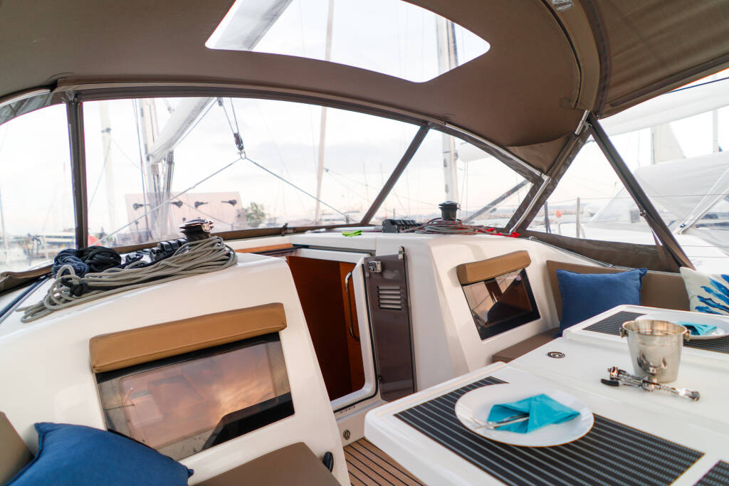 Sun Odyssey 410 Aquamarine
