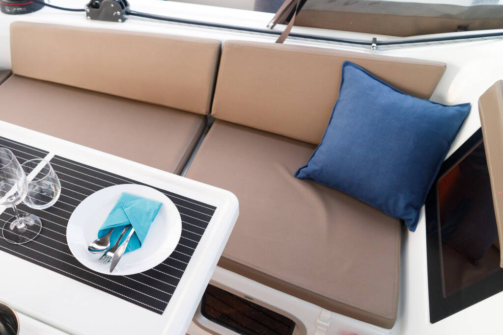 Sun Odyssey 410 Aquamarine