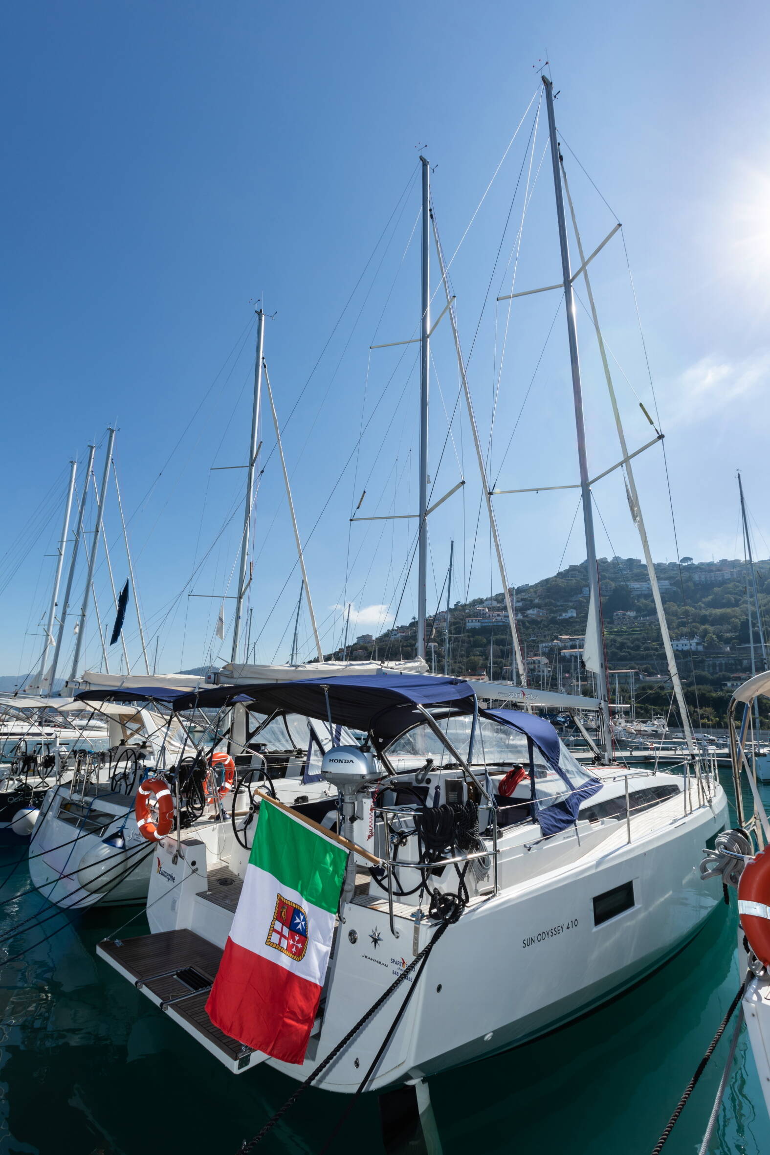 Sun Odyssey 410 Eumephe - Standard line