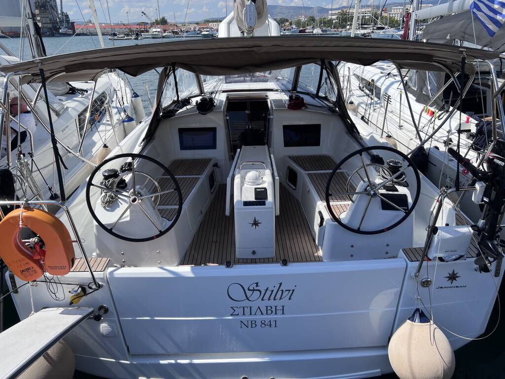 Sun Odyssey 410 Stilvi