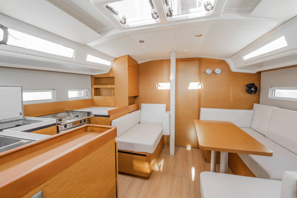 Sun Odyssey 410 HIGH TIME