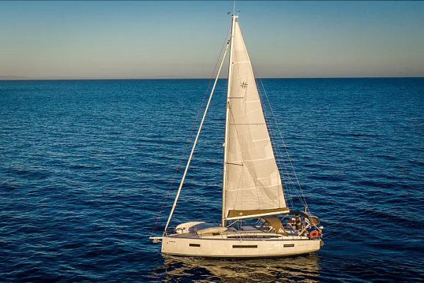 Sun Odyssey 410 • Garfish