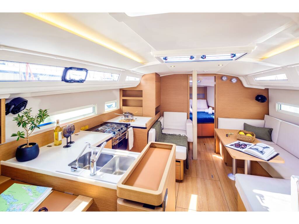 Sun Odyssey 410 BARRACUDA