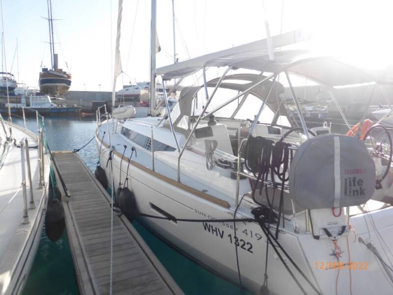 Sun Odyssey 419 Para elli