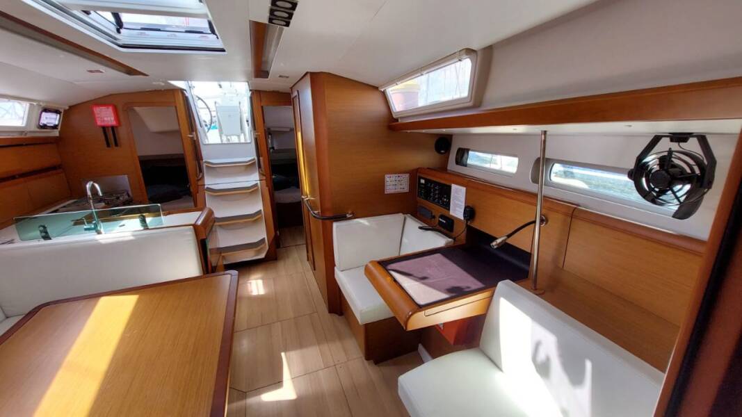 Sun Odyssey 419 Para elli