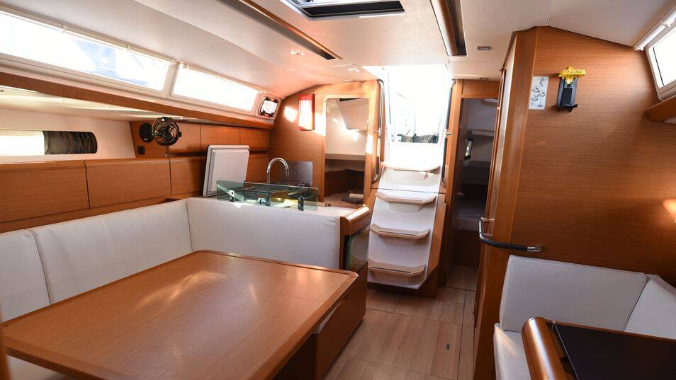 Sun Odyssey 419 Pelagia