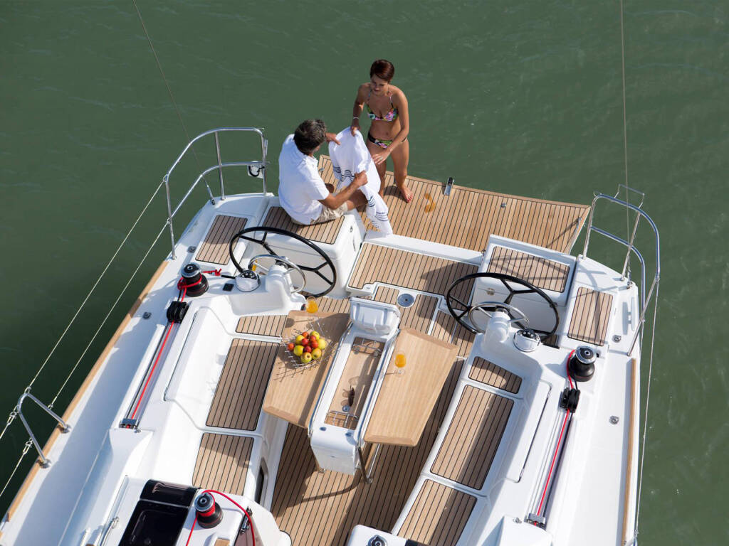 Sun Odyssey 419 Kinthia