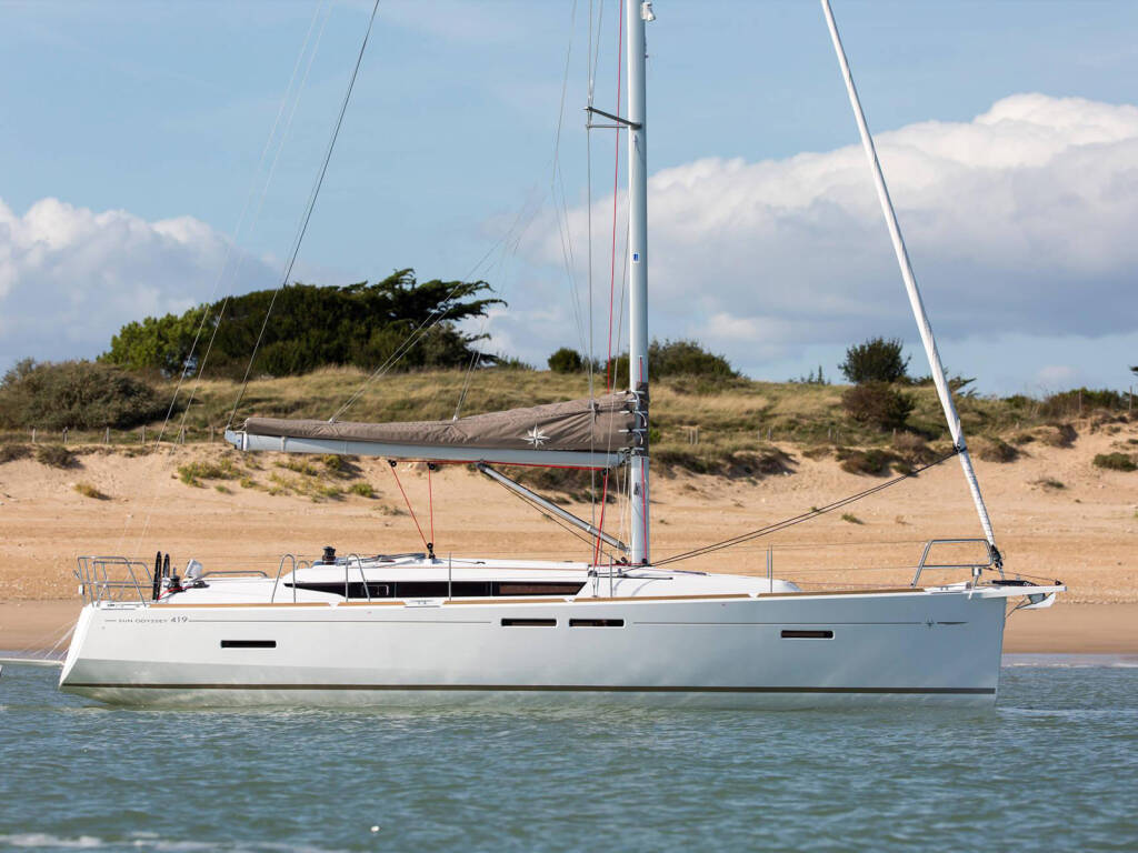 Sun Odyssey 419 Kinthia