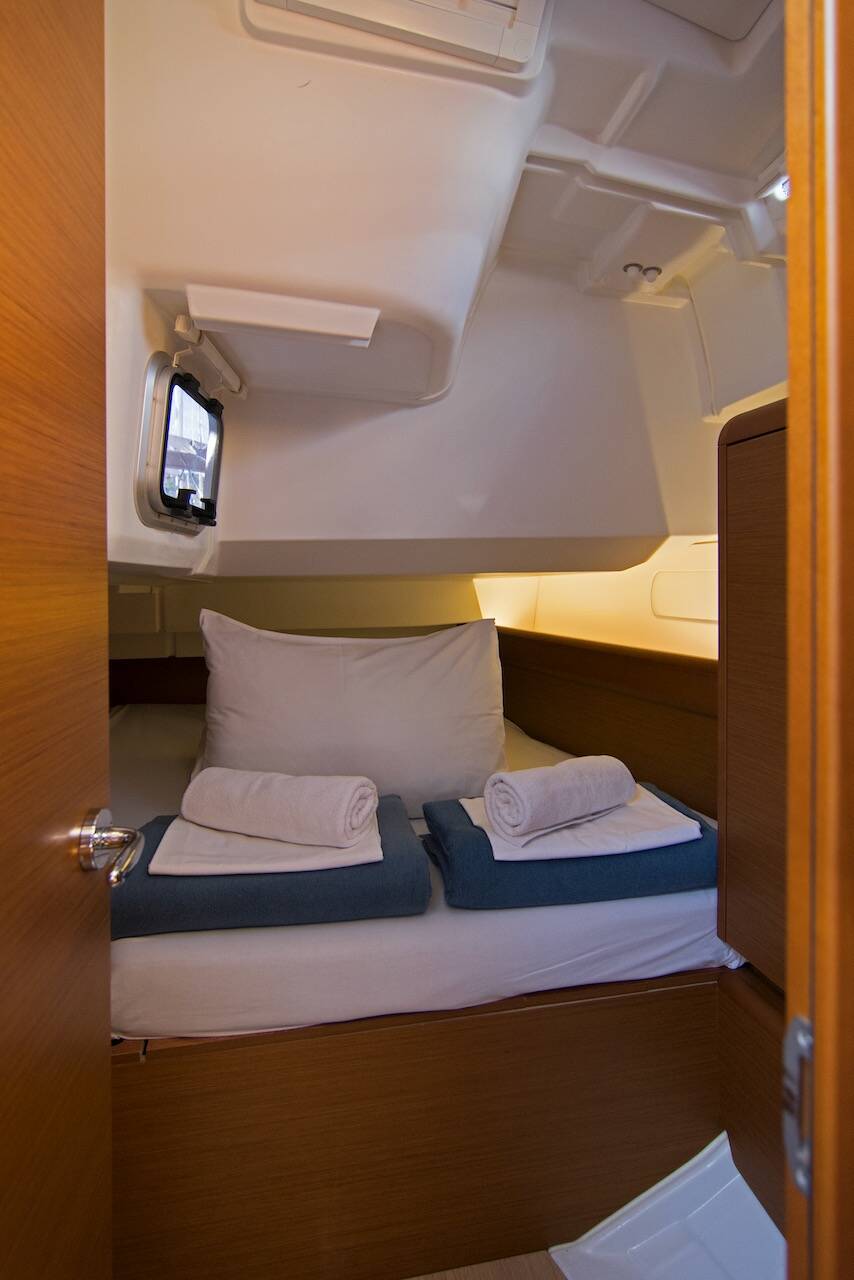Sun Odyssey 419 Dorado
