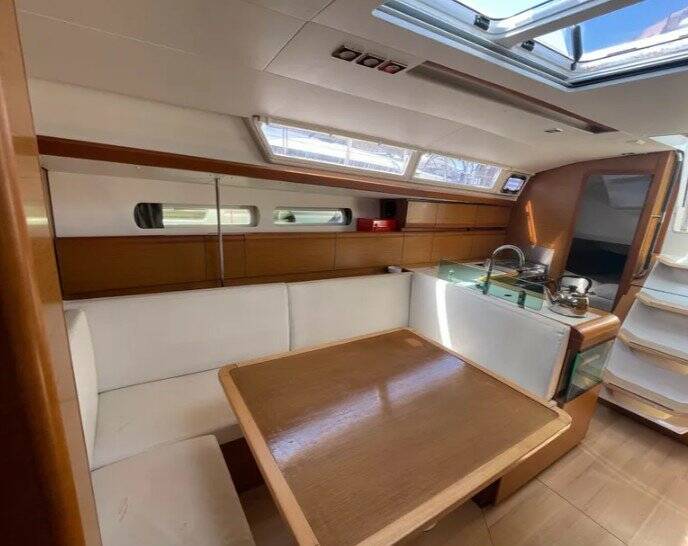 Sun Odyssey 419 Blueberry