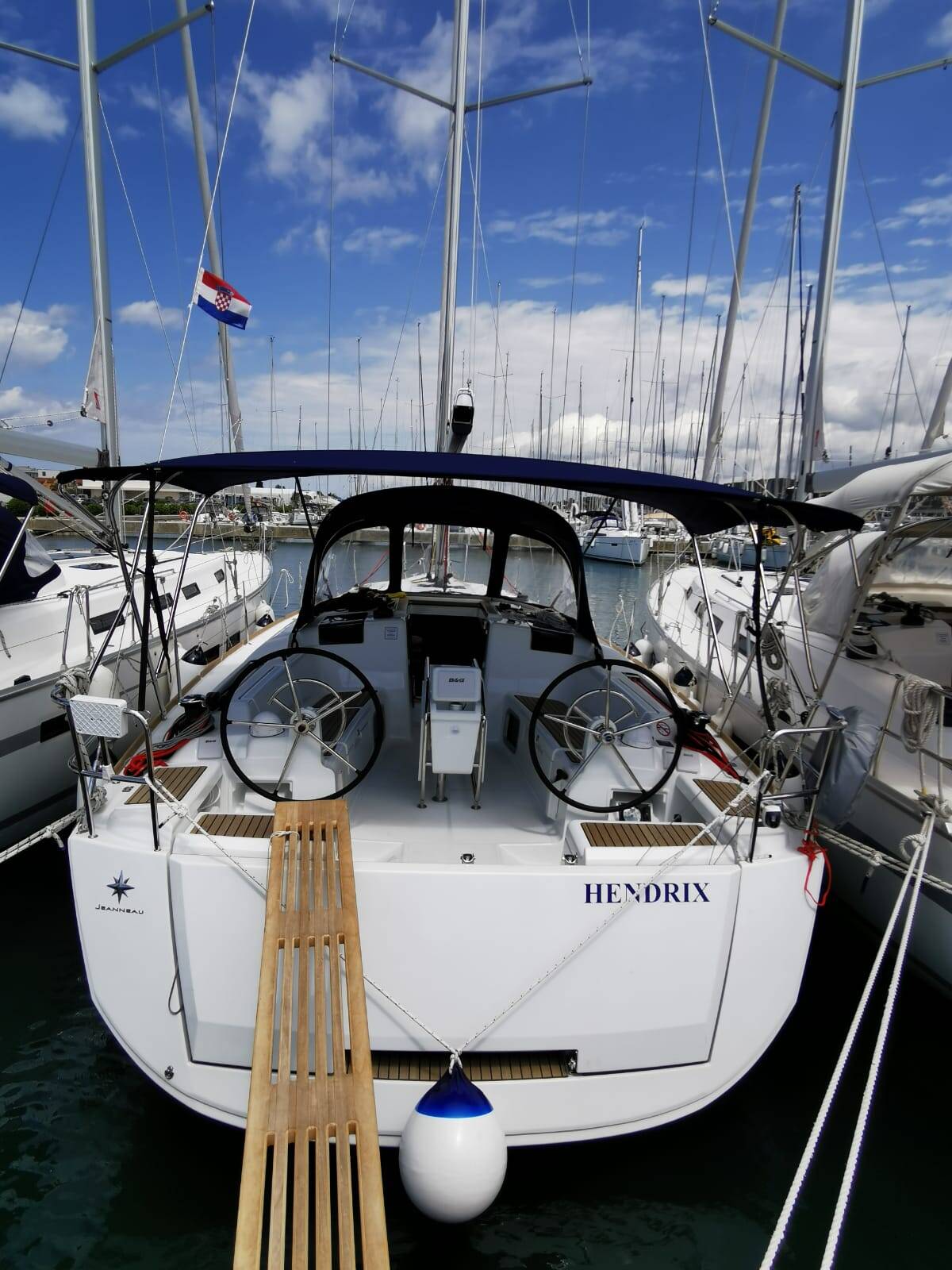 Sun Odyssey 419 Hendrix