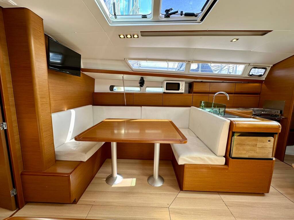 Sun Odyssey 419 Hendrix