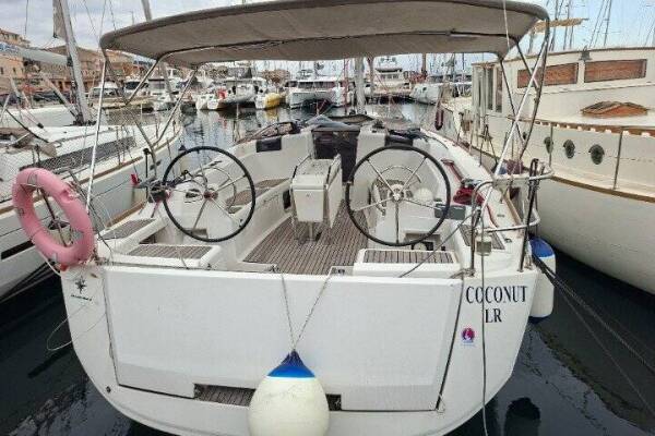 Sun Odyssey 419 • Coconut