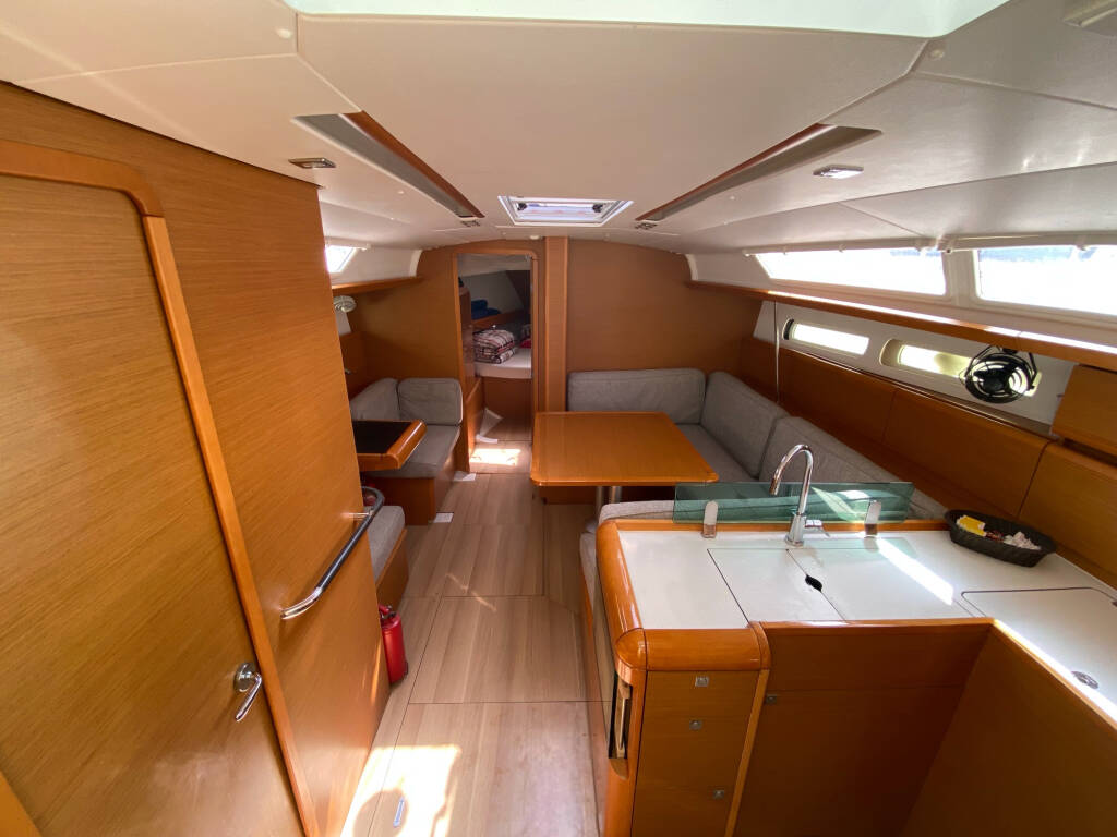 Sun Odyssey 419 Malea