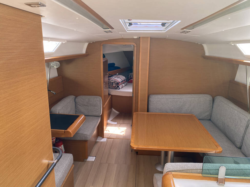Sun Odyssey 419 Malea