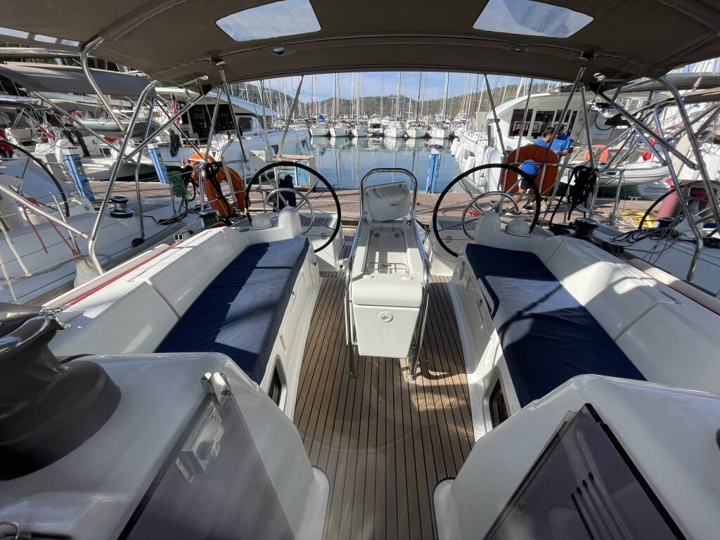 Sun Odyssey 419 Malea