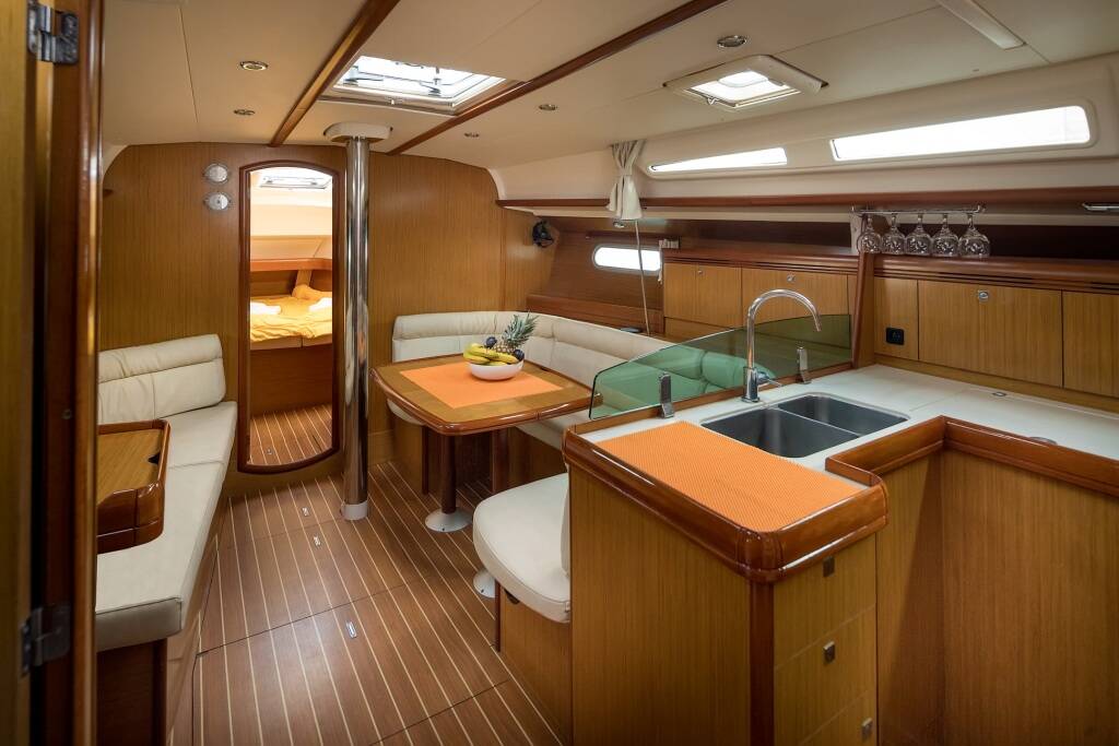 Sun Odyssey 42 i Stella
