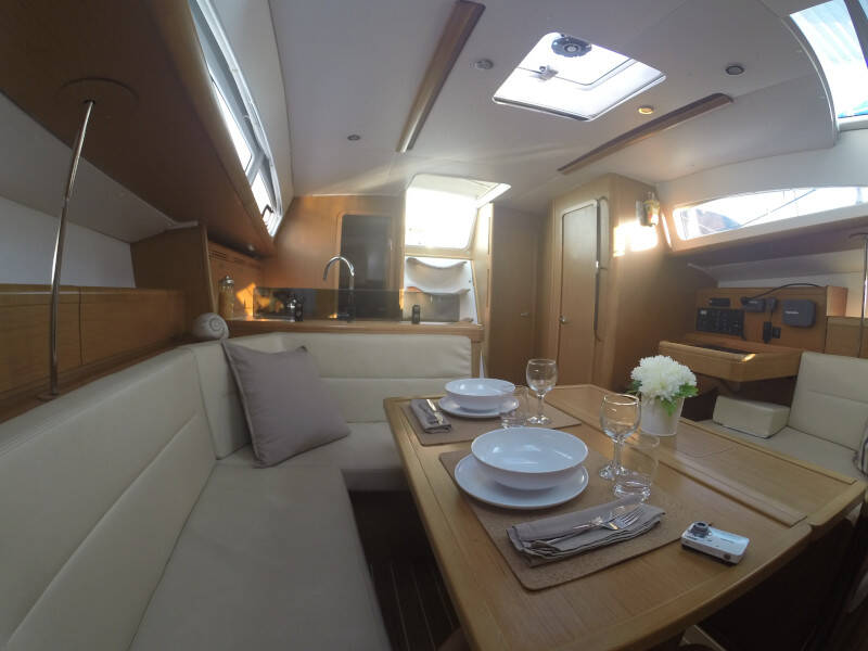 Sun Odyssey 42DS Sweet Alis