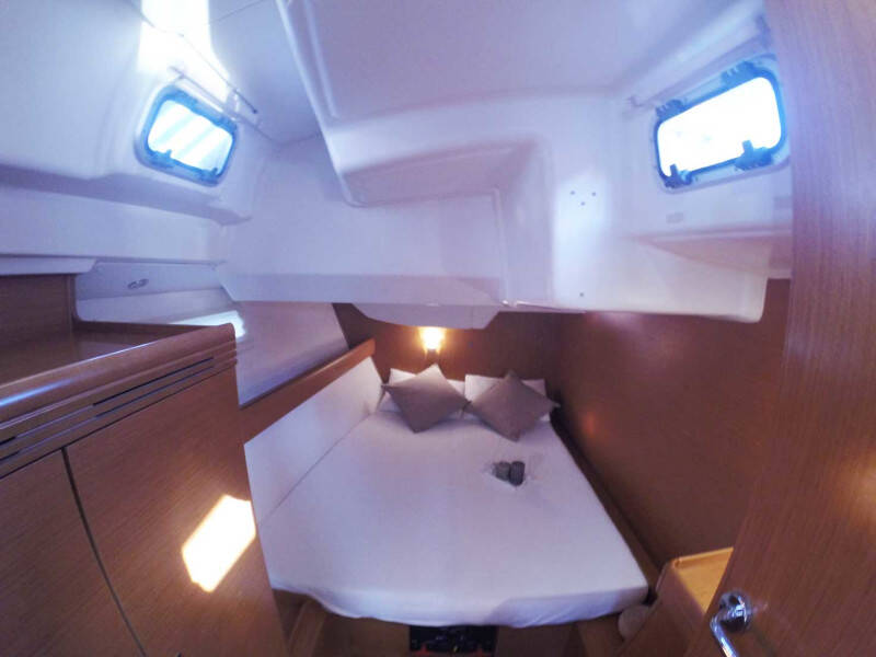 Sun Odyssey 42DS Sweet Alis