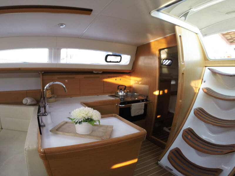 Sun Odyssey 42DS Sweet Alis