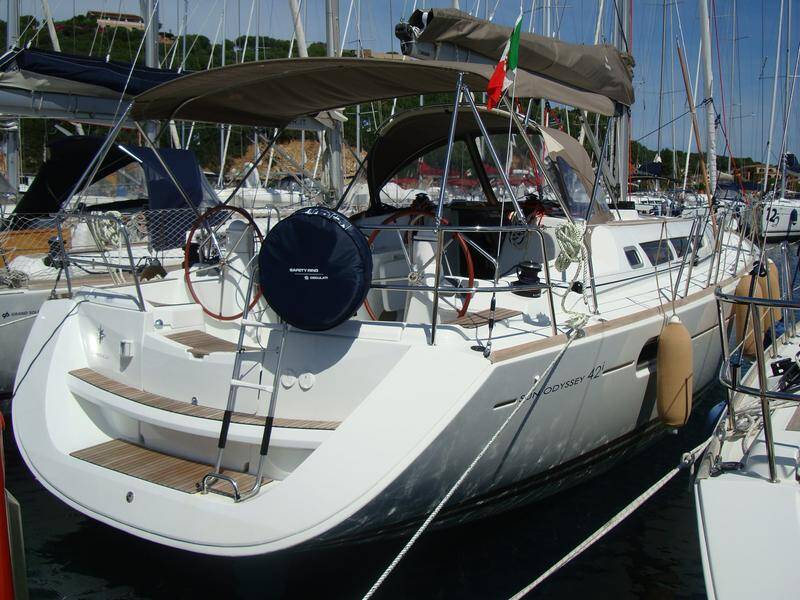 Sun Odyssey 42i • Praha
