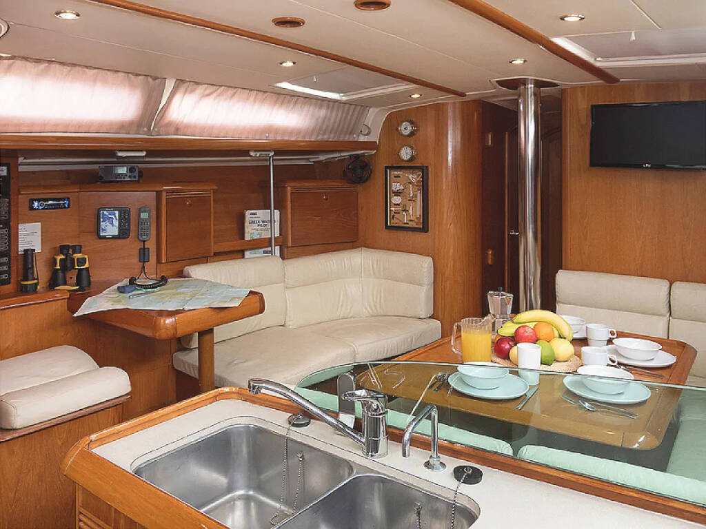 Sun Odyssey 43 Frine
