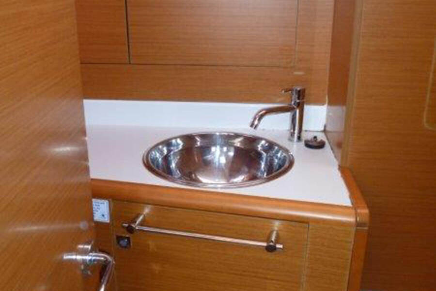 Sun Odyssey 439 Bowmore