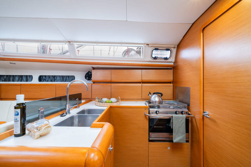 Sun Odyssey 439 ALIKI