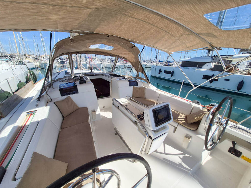 Sun Odyssey 439 Thales