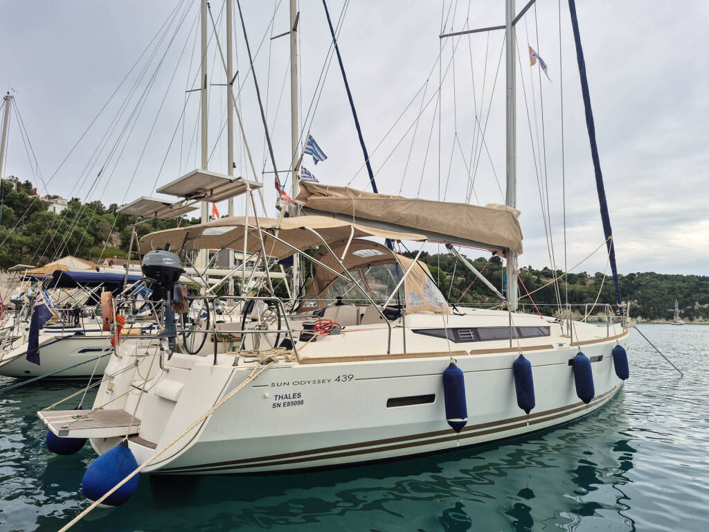 Sun Odyssey 439 Thales