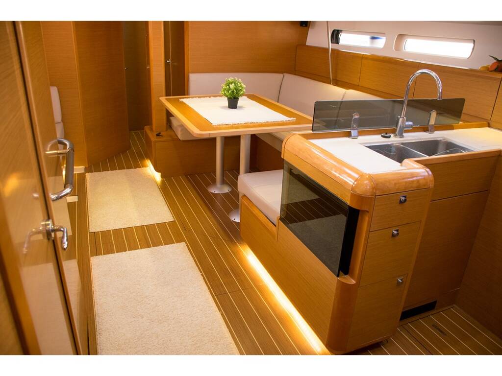 Sun Odyssey 439 Thales