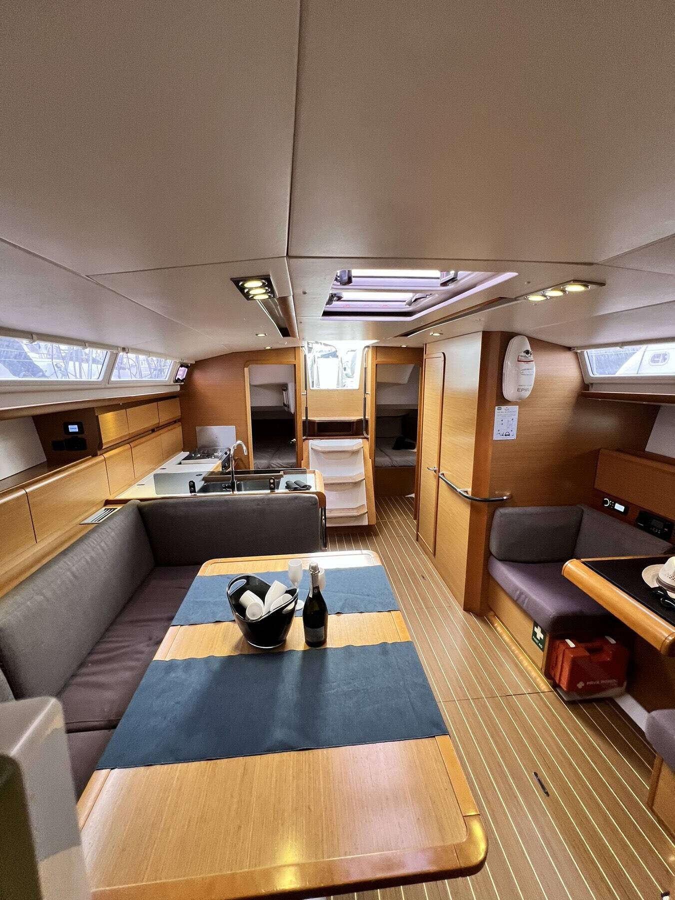Sun Odyssey 439 Spirus