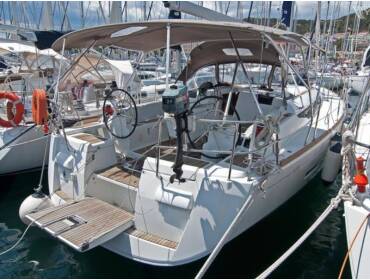 Sun Odyssey 439 • Sea and Sky