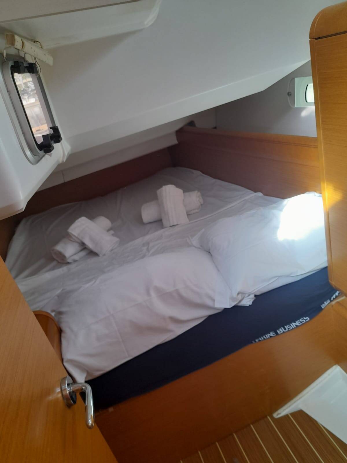 Sun Odyssey 439 Mira