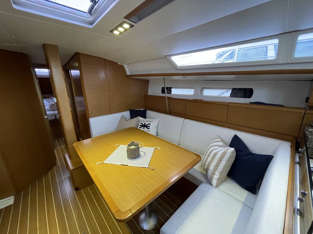 Sun Odyssey 439 Petrine II