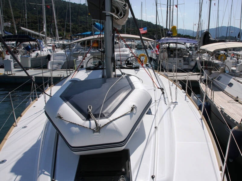 Sun Odyssey 439 Code
