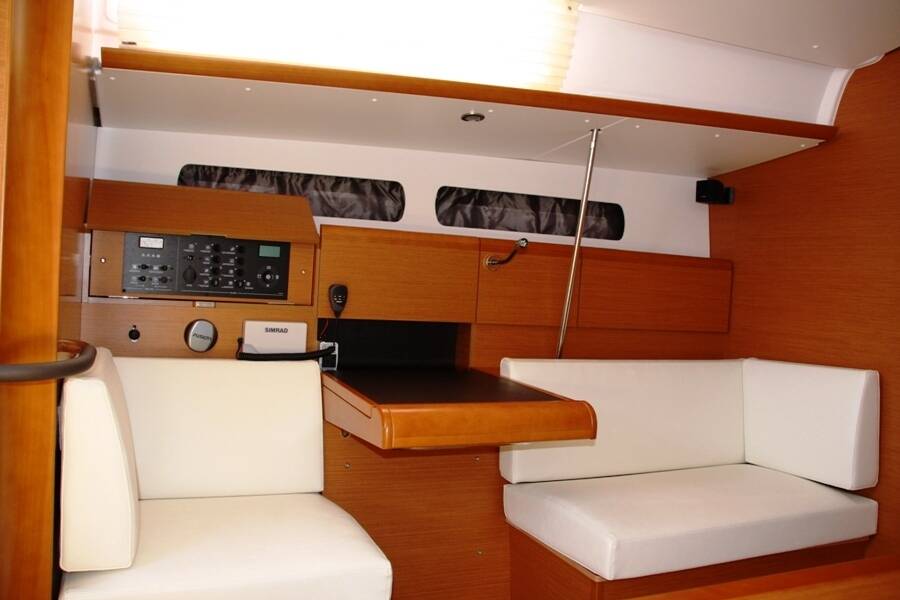 Sun Odyssey 439 Code