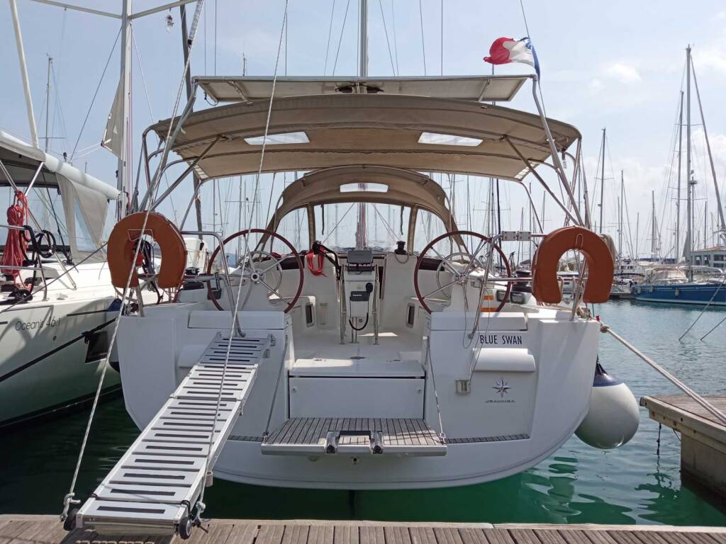 Sun Odyssey 439 Blue Swan