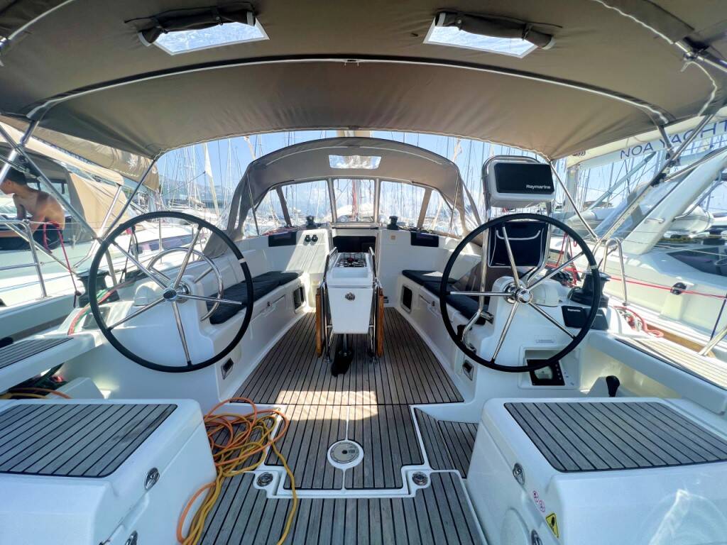 Sun Odyssey 439 LADY LINDA