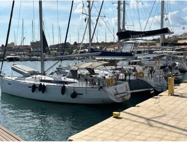 Sun Odyssey 439 • Captain Tzinos